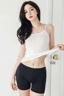 善良的邻居的妻子